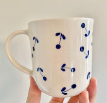 Load image into Gallery viewer, Handmade Ceramic Cup- Flowers