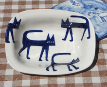 Load image into Gallery viewer, Handmade Ceramic Baking Dish for One- Cats
