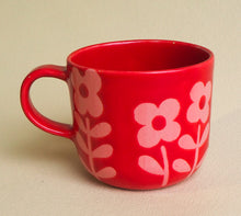 Load image into Gallery viewer, Handmade Ceramic Cup- floral
