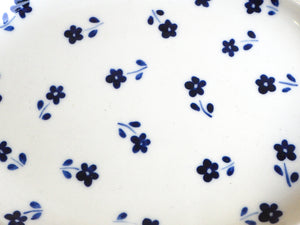 Small Handmade Ceramic Plate- small daisies