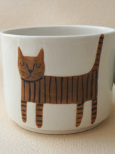 Load image into Gallery viewer, Handmade Ceramic Cup- White Cup with Blue andle/Cat
