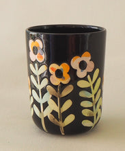 Load image into Gallery viewer, Handmade Ceramic Mug- Pink flowers
