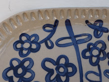 Load image into Gallery viewer, Handmade Ceramic Platter (Floral Theme)
