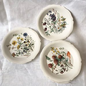 Side Plates (Set of 4)- Wild Flowers Themed