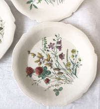 Load image into Gallery viewer, Side Plates (Set of 4)- Wild Flowers Themed
