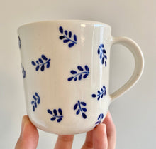 Load image into Gallery viewer, Handmade Ceramic Cup- Leaves
