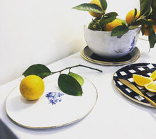 Load image into Gallery viewer, Dinner plate - Blue flower and gold rim
