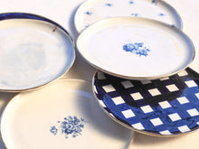 Load image into Gallery viewer, Dinner plate -checked -Royal blue

